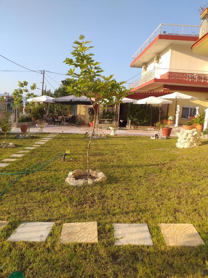 Pame Pantheos Hotel Kamena Vourla Exterior photo